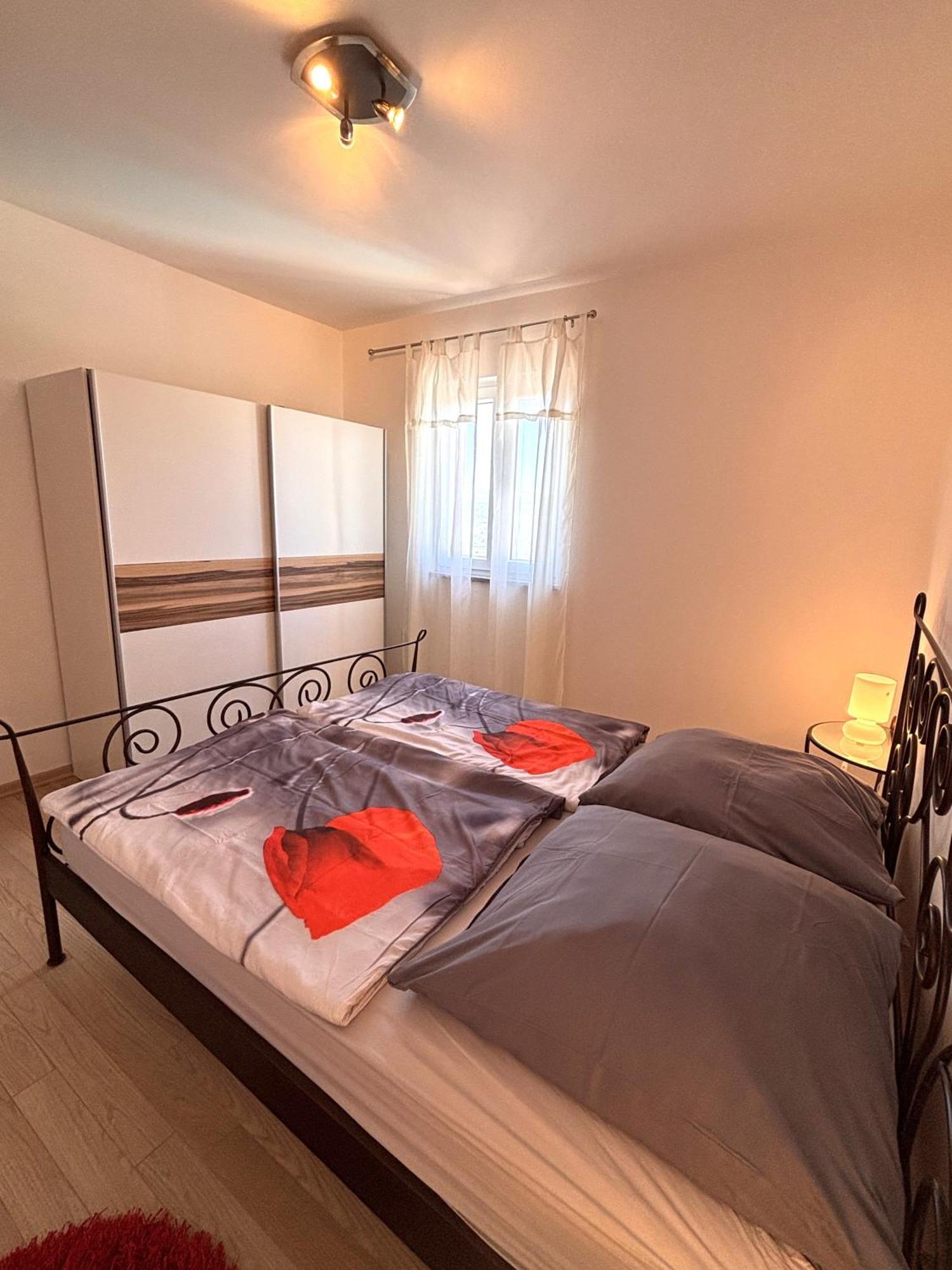 Apartments Quarnero ラバック エクステリア 写真