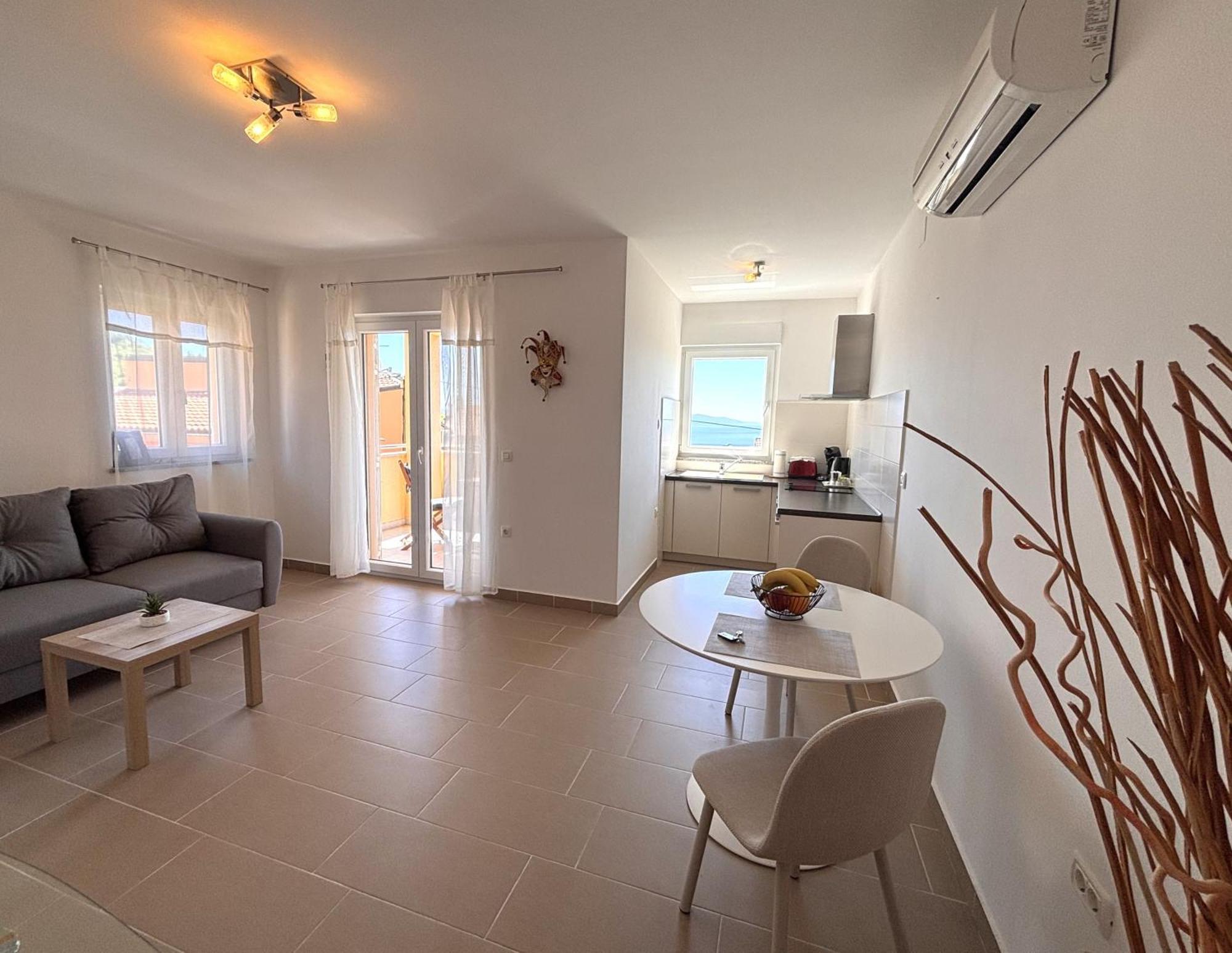 Apartments Quarnero ラバック エクステリア 写真